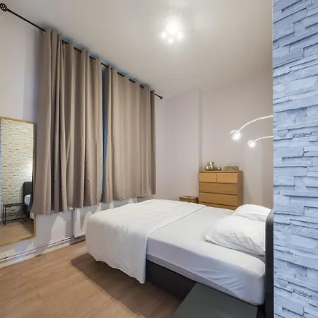 Lecomte - Escape Seadreaming 233 *