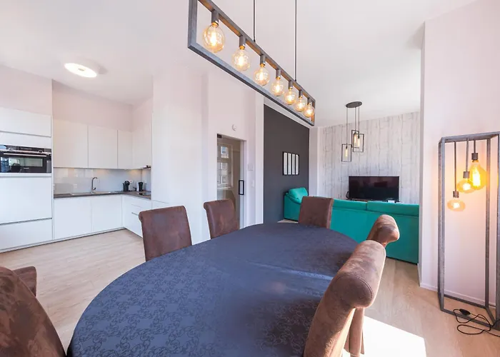 Lecomte - Escape Seadreaming 233